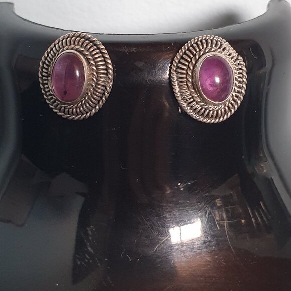 Vintage Natural Amethyst Cabochon 925 Silver Stud Earrings – Handcrafted - Picture 14 of 14